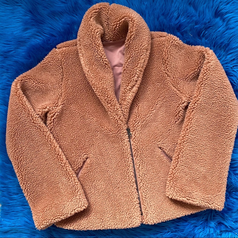 ALO Yoga Sherpa Jacket